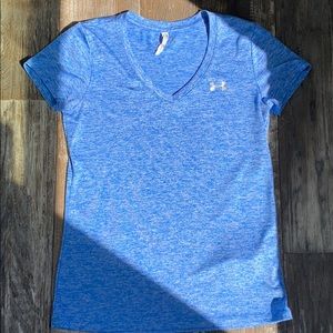 Under Armour t-shirt